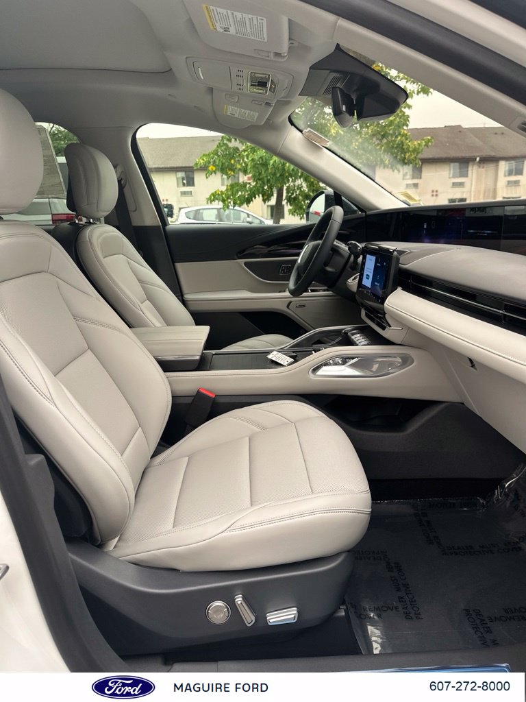 2026 Lincoln Nautilus Premiere - Photo 12