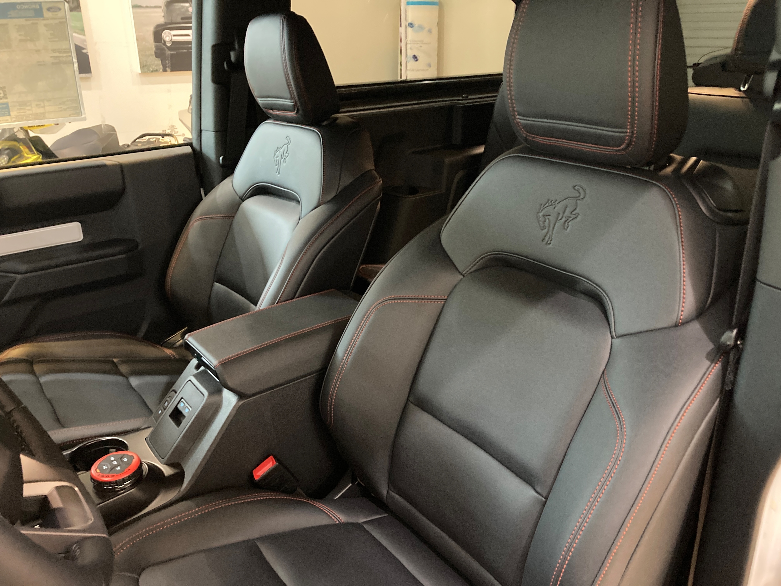 2025 Ford Bronco 2-Door Stroppe - Photo 8