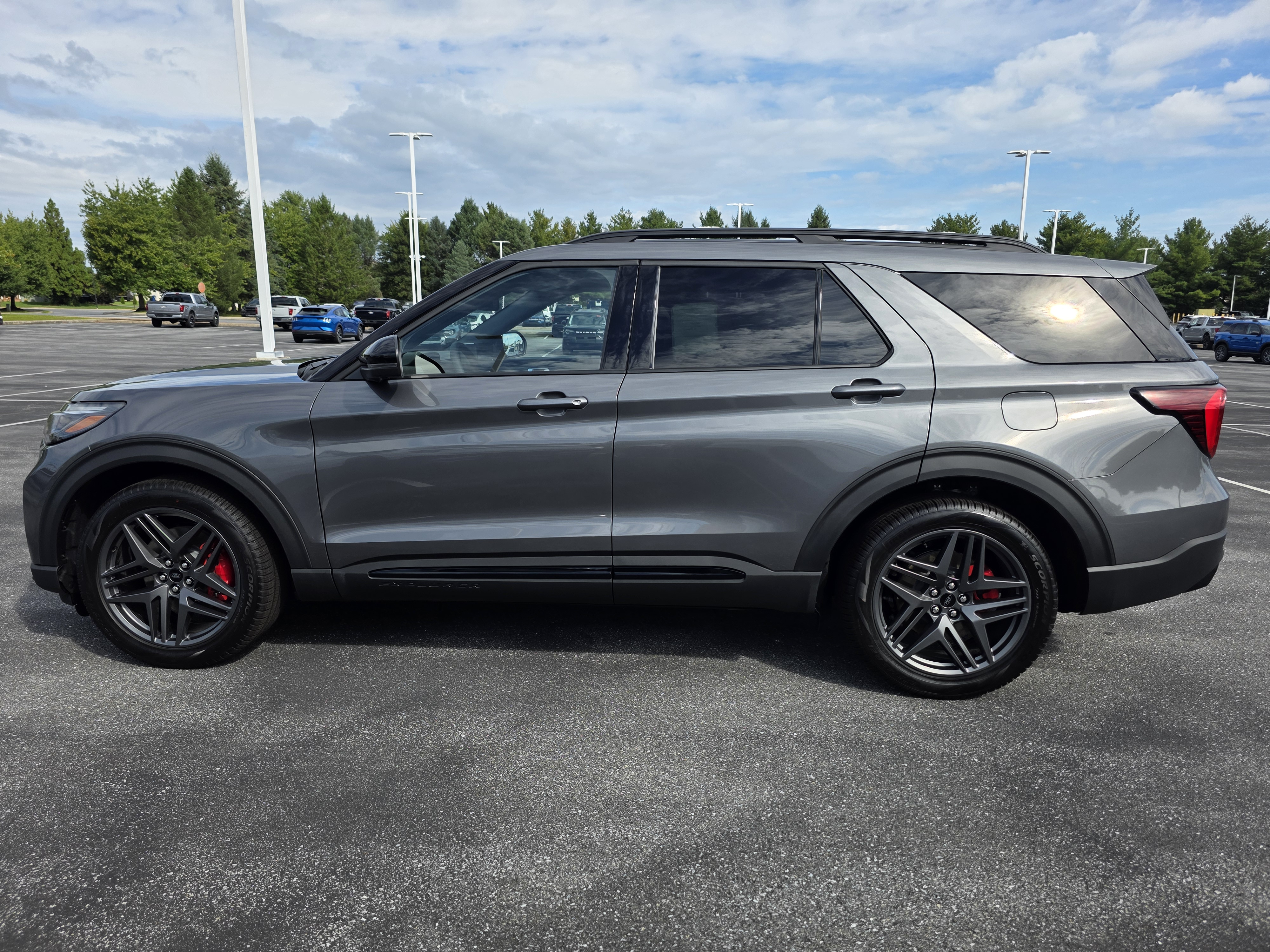 New 2026 Ford Explorer ST SUV