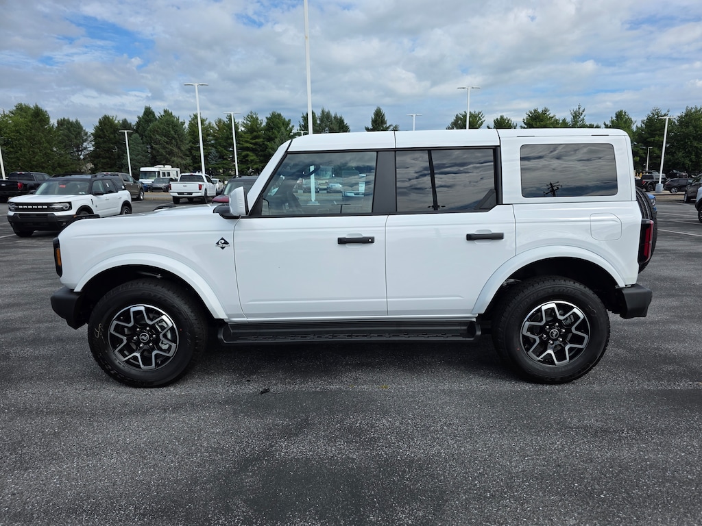 New 2026 Ford Bronco Outer Banks® SUV