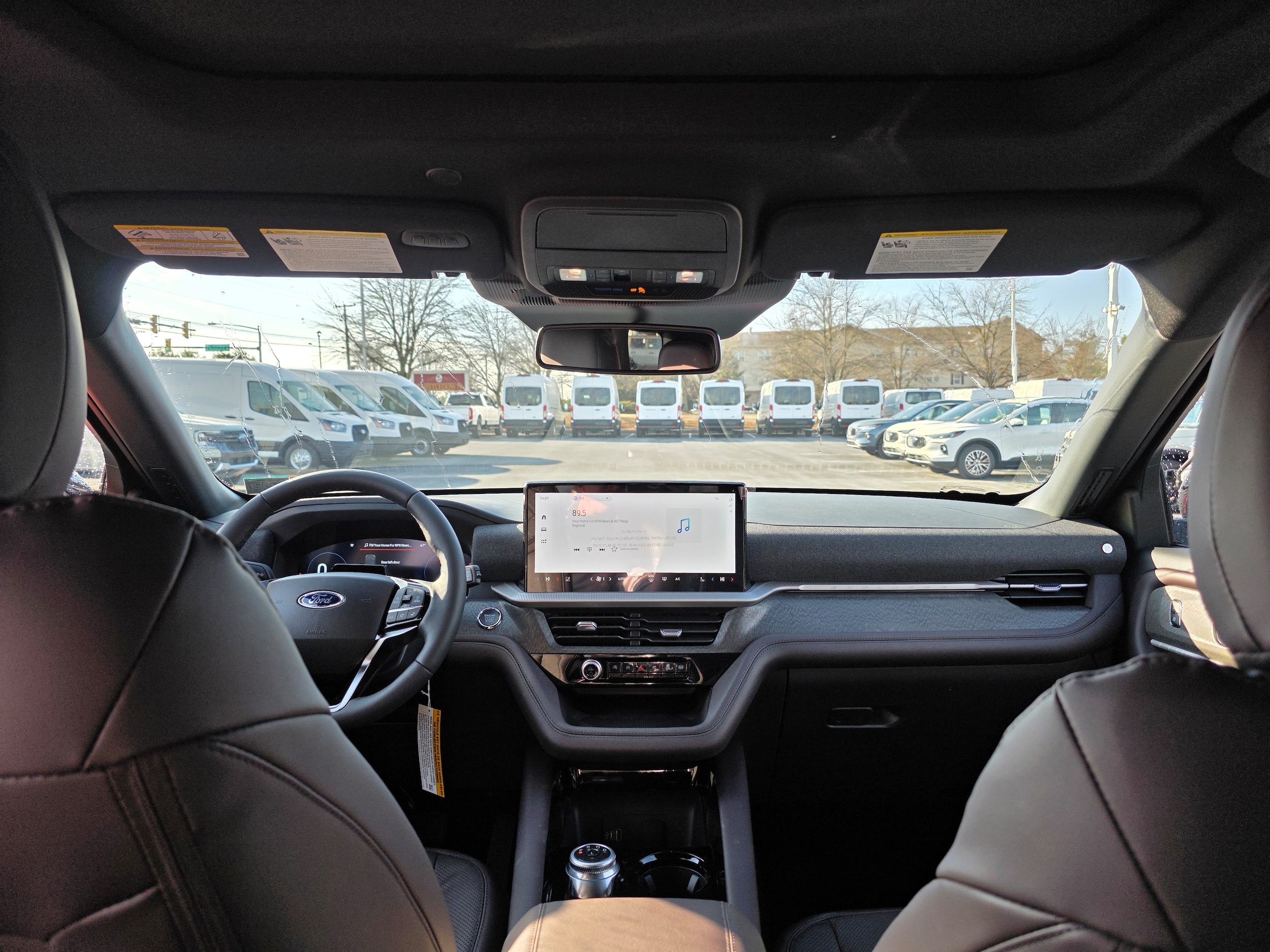 2026 Ford Explorer Platinum - Photo 12