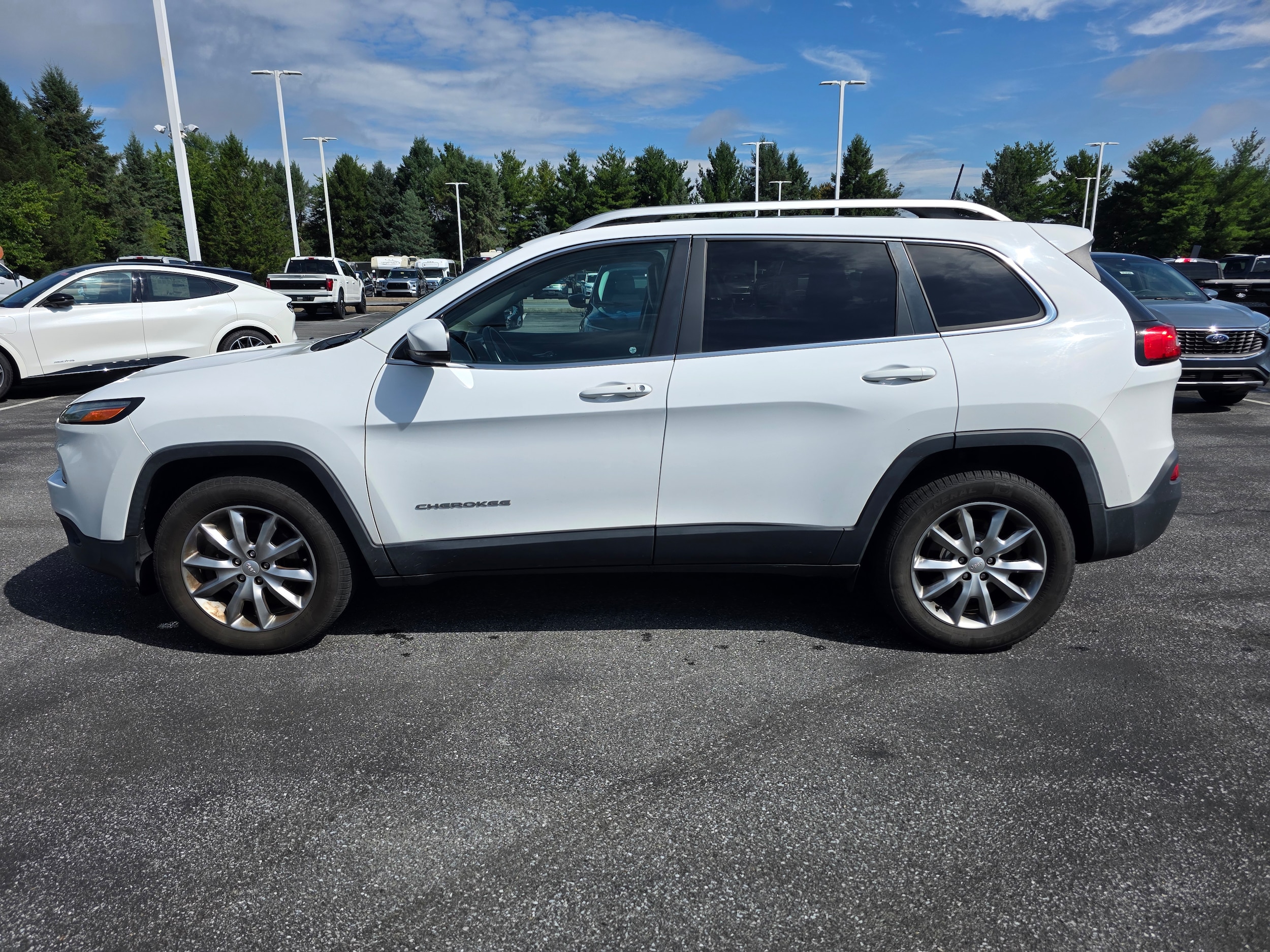 Certified 2018 Jeep Cherokee Limited with VIN 1C4PJMDB8JD571843 for sale in Palmyra, PA