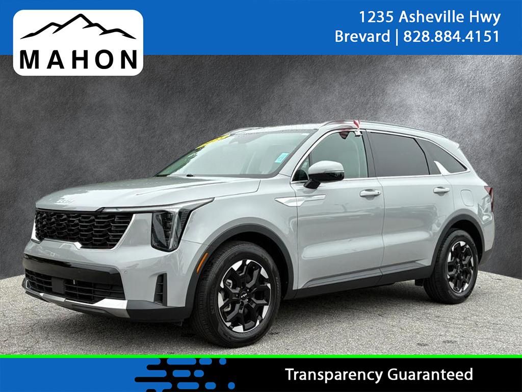 2025 Kia Sorento S SUV