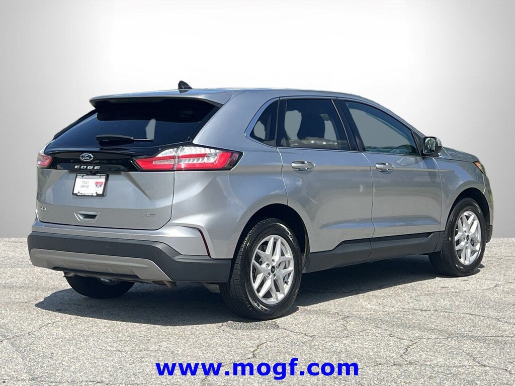 Used 2024 Ford Edge SEL SUV