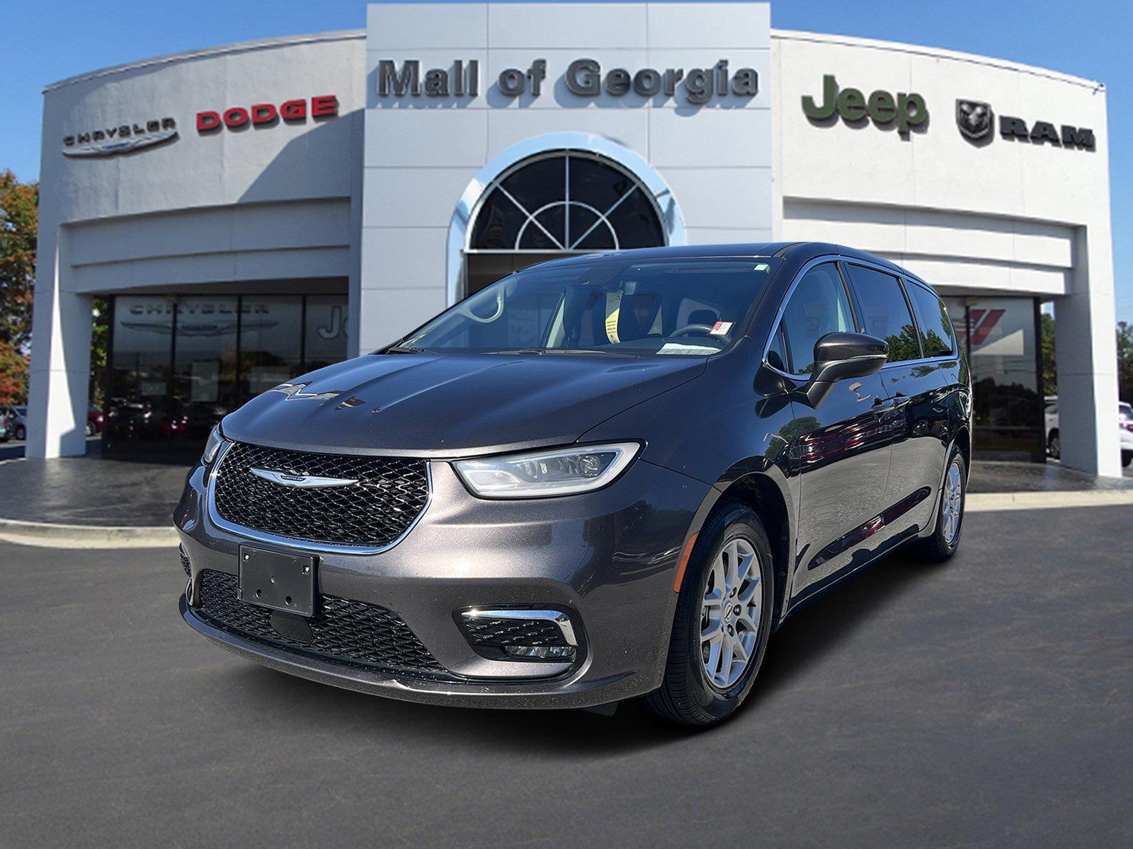 2023 Chrysler Pacifica Touring L Van