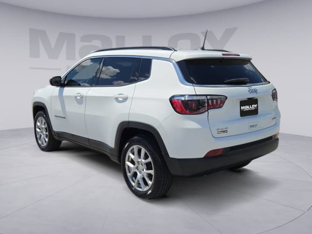 Used 2024 Jeep Compass Latitude Lux FWD SUV