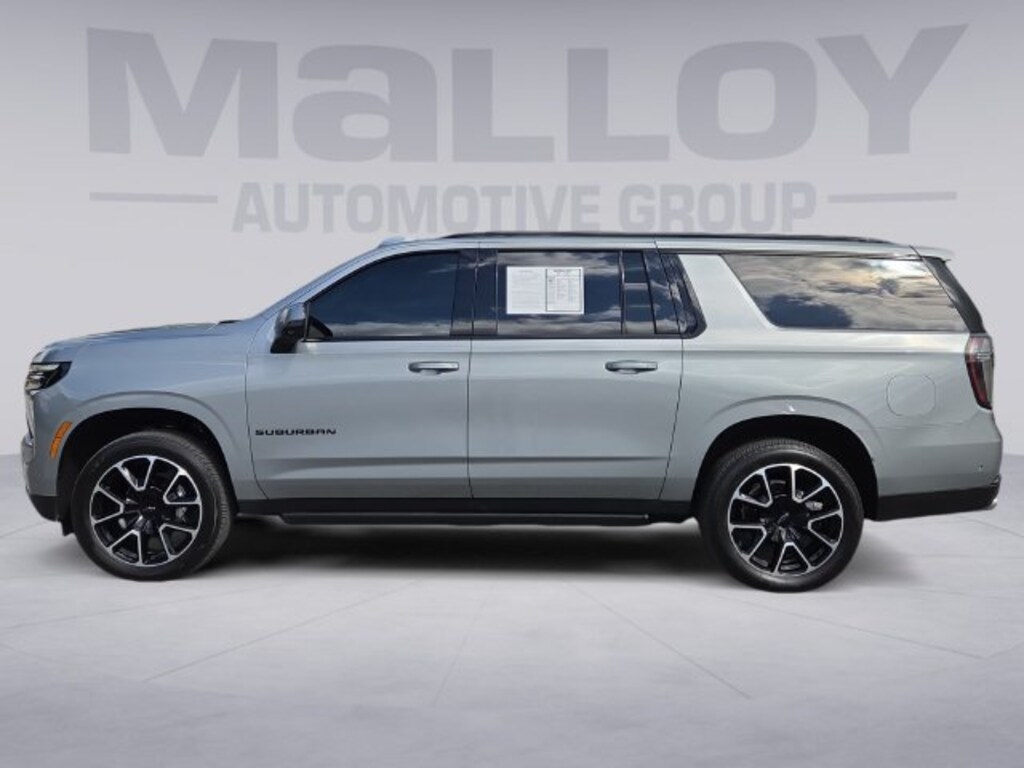 Used 2025 Chevrolet Suburban RST SUV