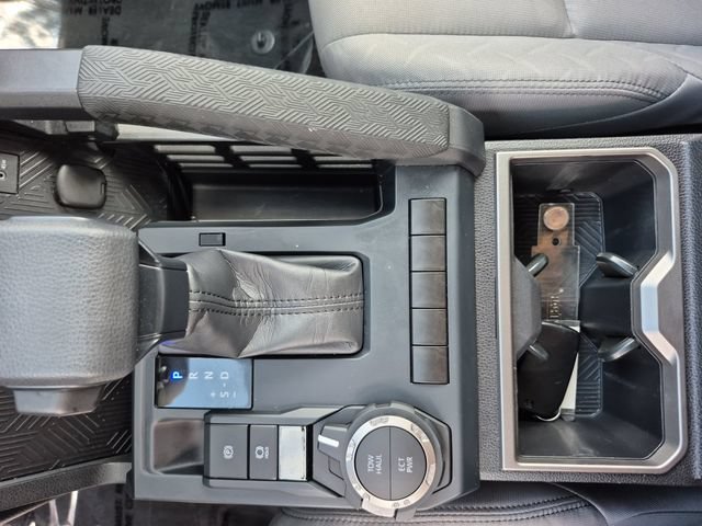 2025 Toyota Tacoma SR5 - Photo 23
