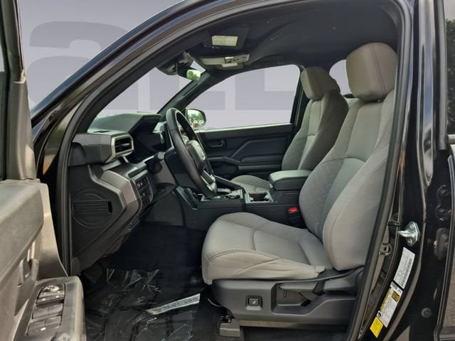 2025 Toyota Tacoma SR5 - Photo 10
