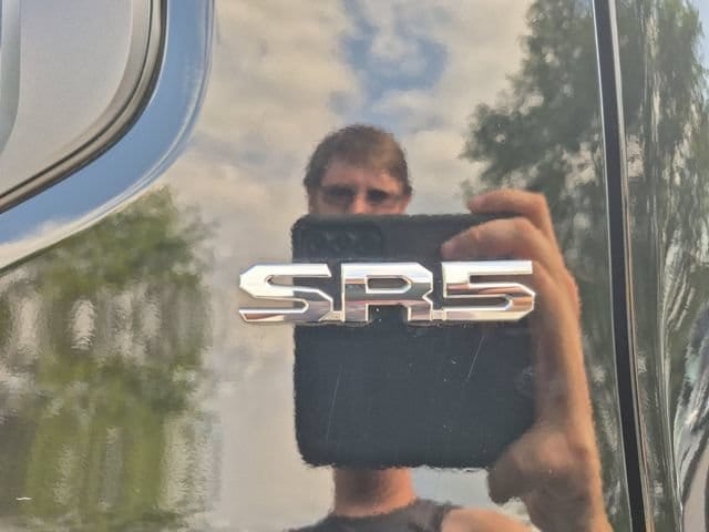 2025 Toyota Tacoma SR5 - Photo 29