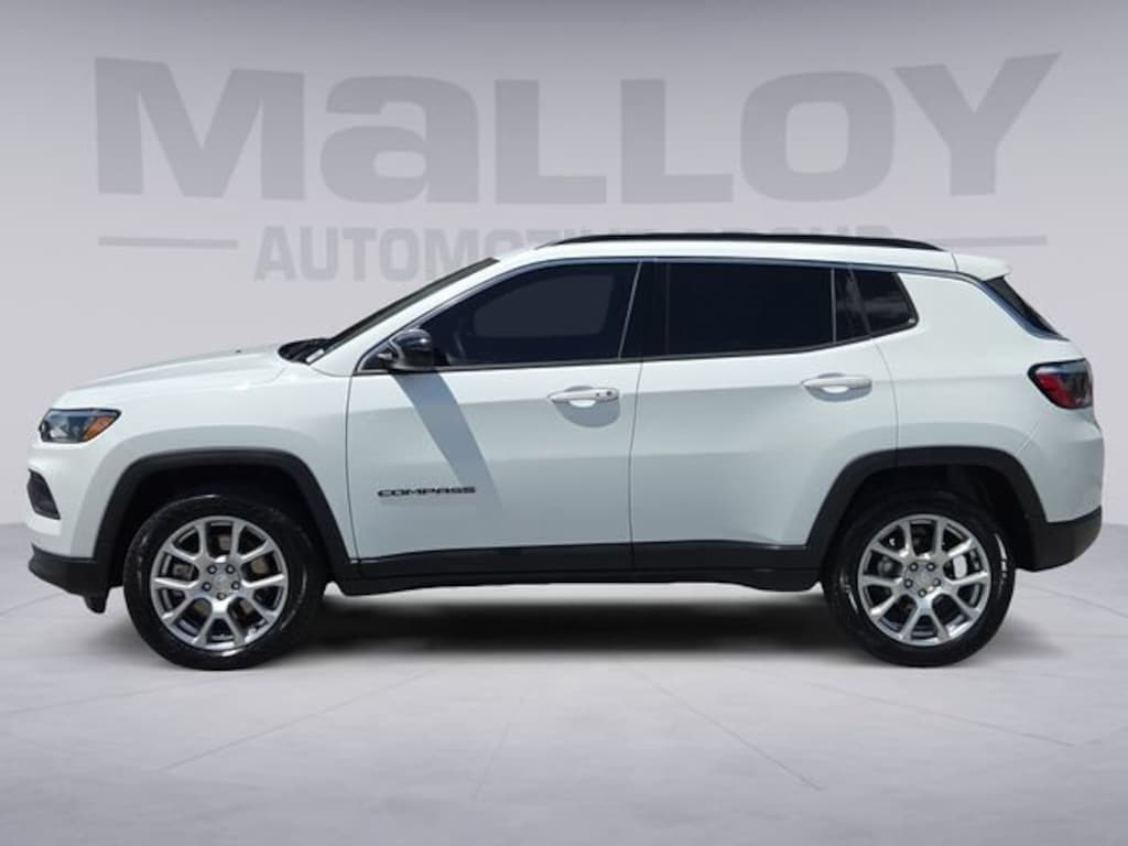 Used 2024 Jeep Compass Latitude Lux FWD SUV