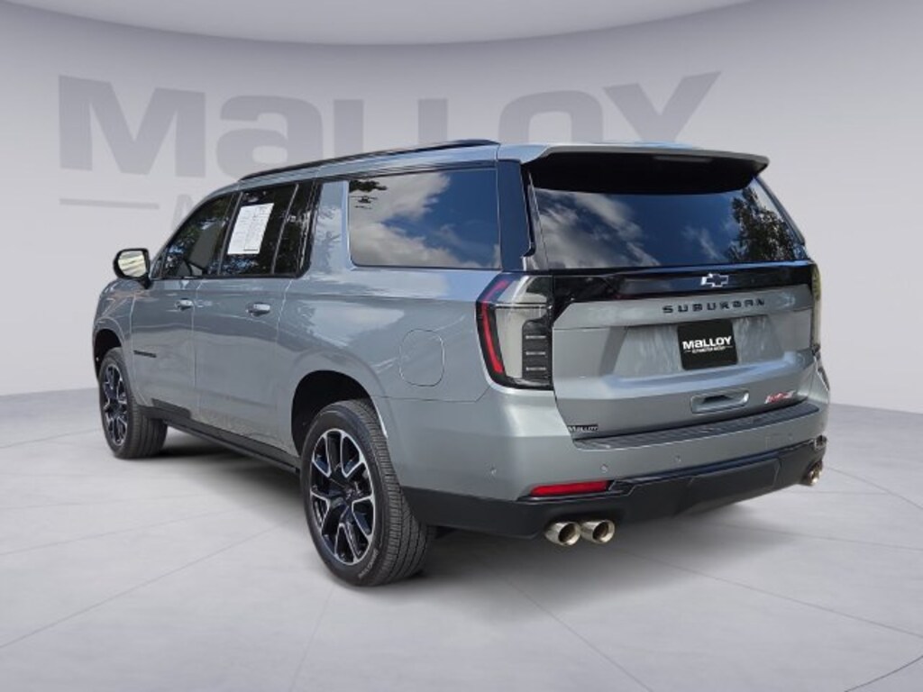 Used 2025 Chevrolet Suburban RST SUV