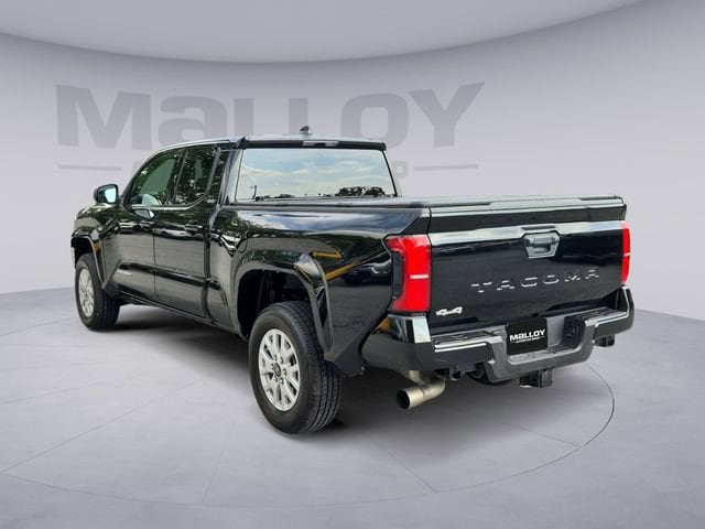 2025 Toyota Tacoma SR5 - Photo 3