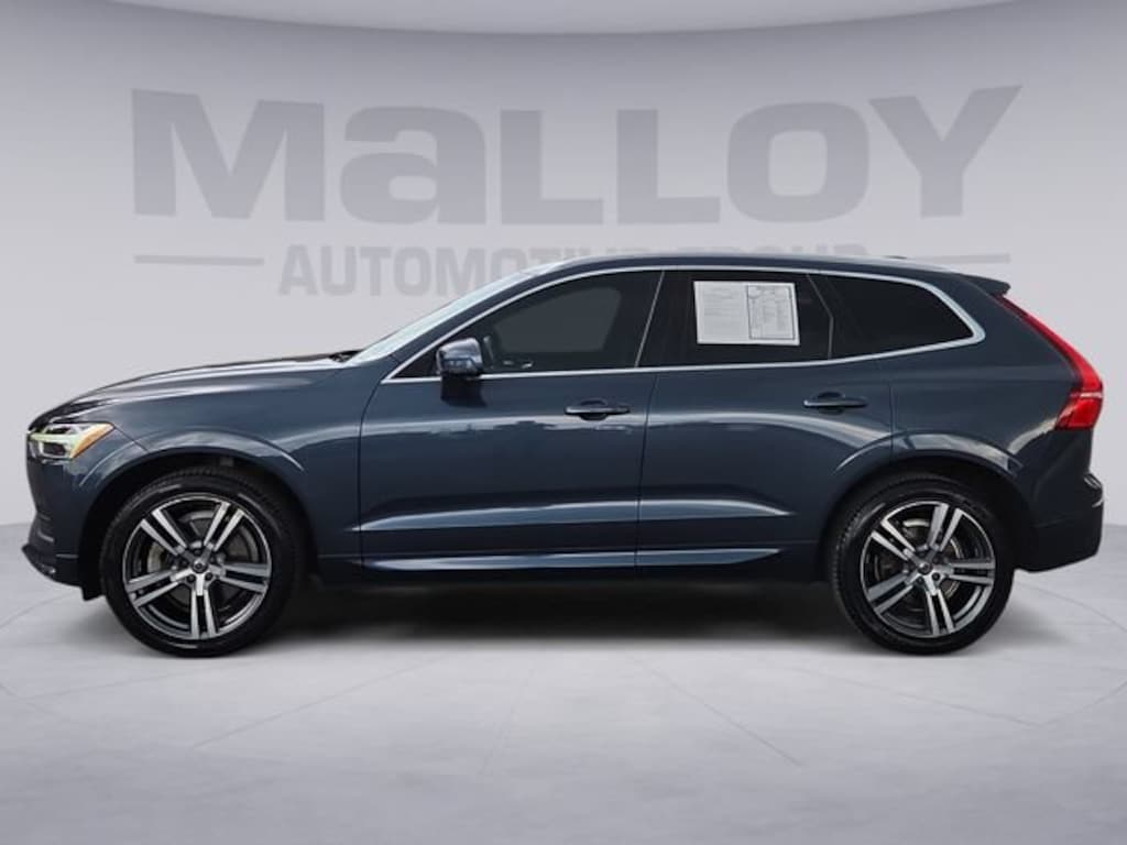 Used 2021 Volvo XC60 Momentum SUV