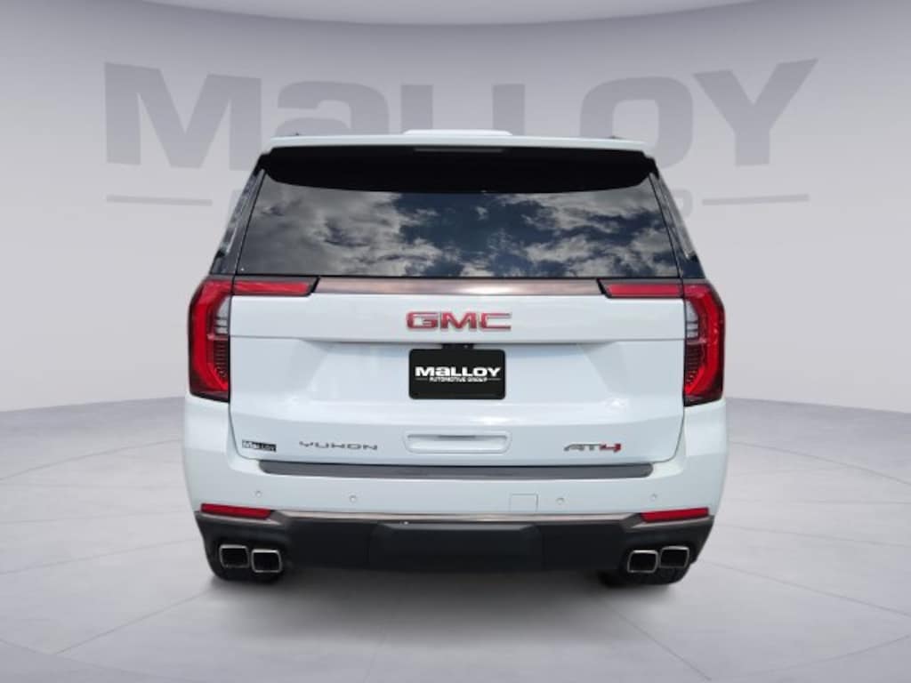 Used 2025 GMC Yukon AT4 Ultimate SUV