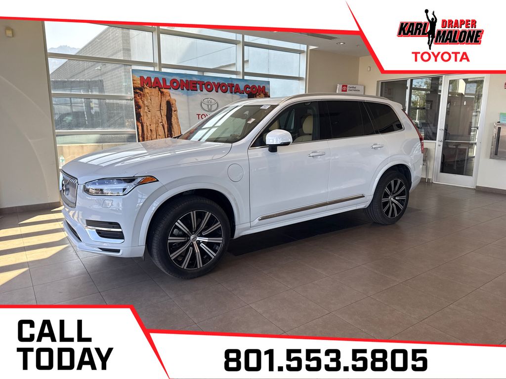 2022 Volvo XC90