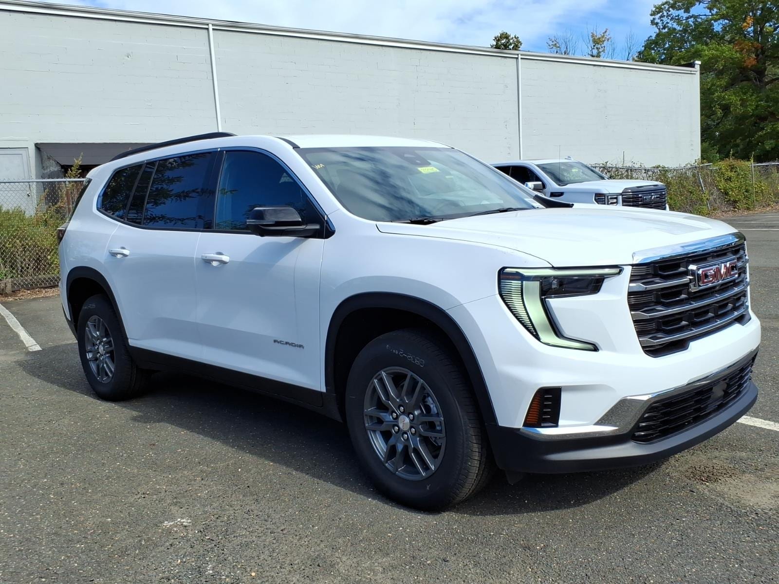 2027 GMC Acadia Elevation