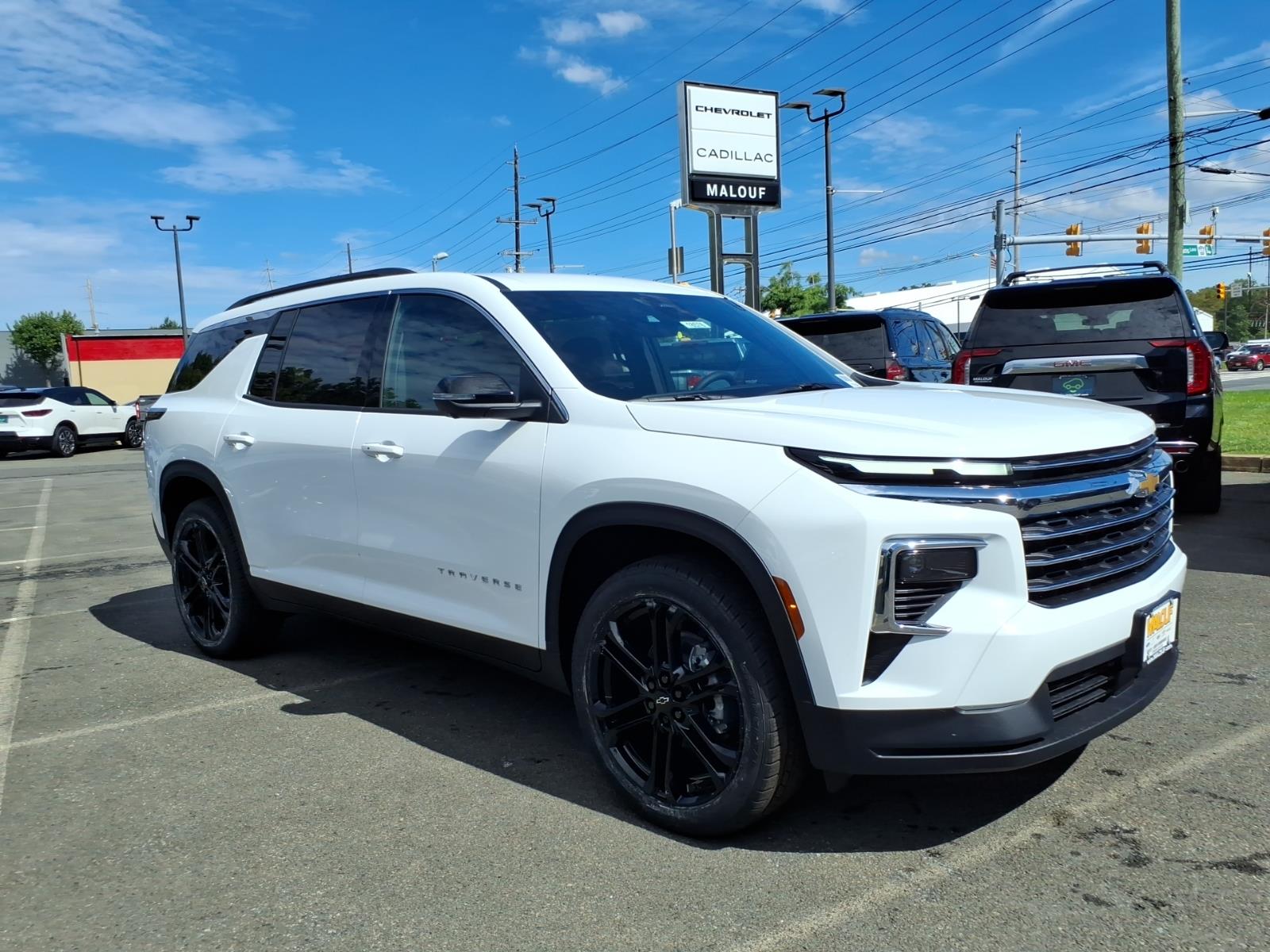 2027 Chevrolet Traverse LT SUV