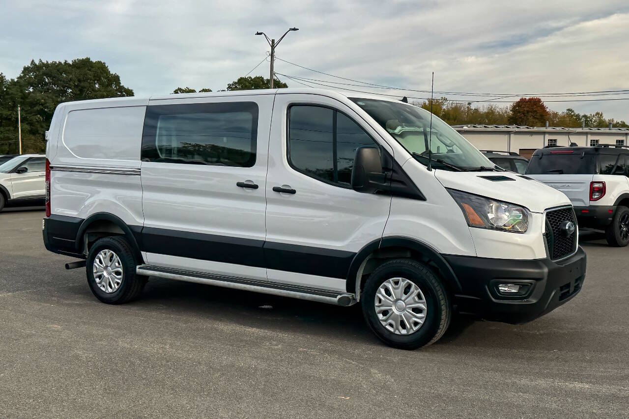 Used 2025 Ford Transit 250 3dr SWB Low Roof Cargo Van Full-Size