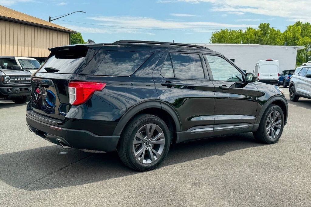 Used 2023 Ford Explorer XLT AWD 4dr SUV SUV