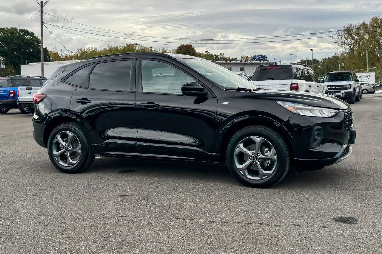 Used 2023 Ford Escape Hybrid ST Line Select AWD 4dr SUV SUV