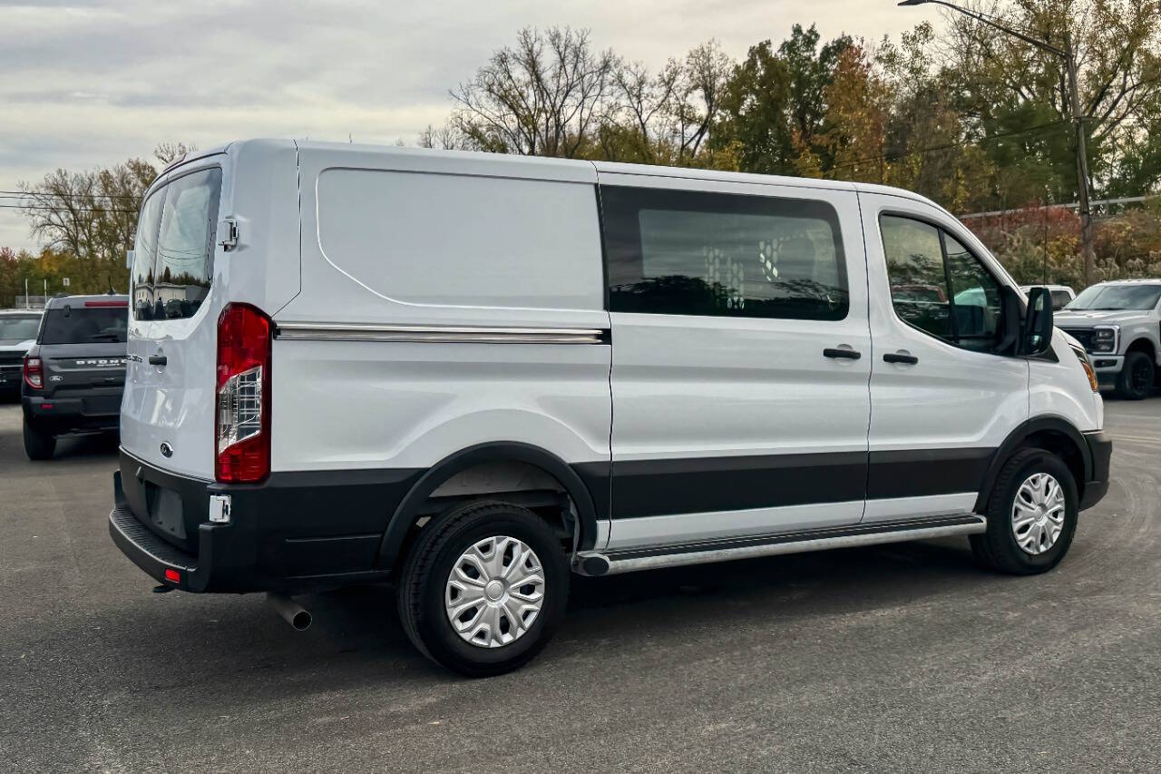 Used 2025 Ford Transit 250 3dr SWB Low Roof Cargo Van Full-Size