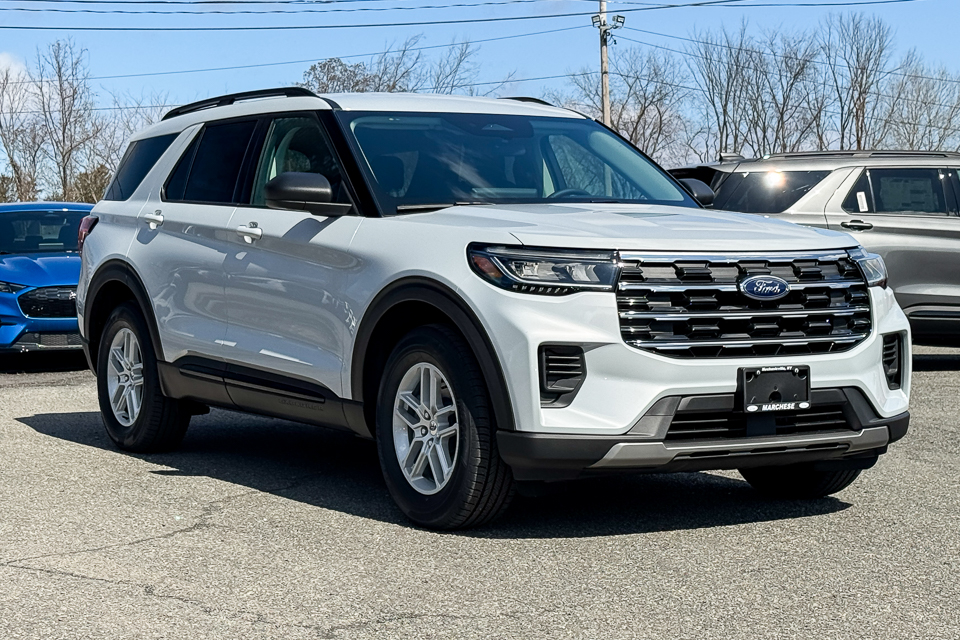 2026 Ford Explorer Active SUV