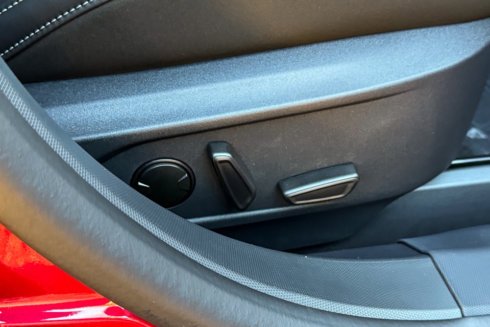 2025 Ford Mustang Mach-E GT - Photo 12
