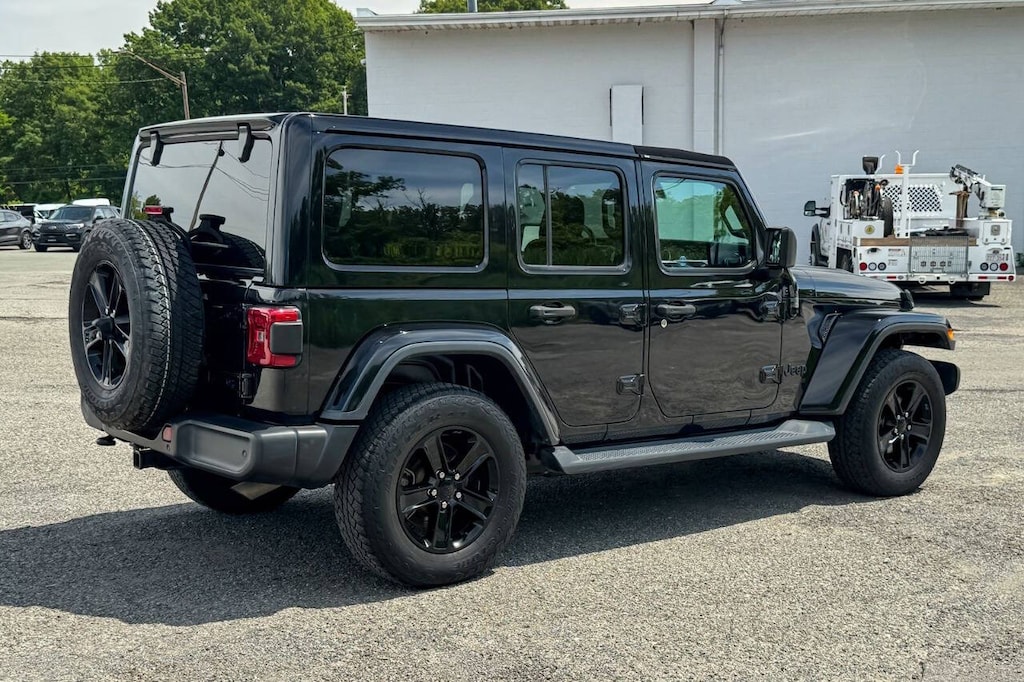 Used 2021 Jeep Wrangler Unlimited Unlimited Sahara Altitude SUV