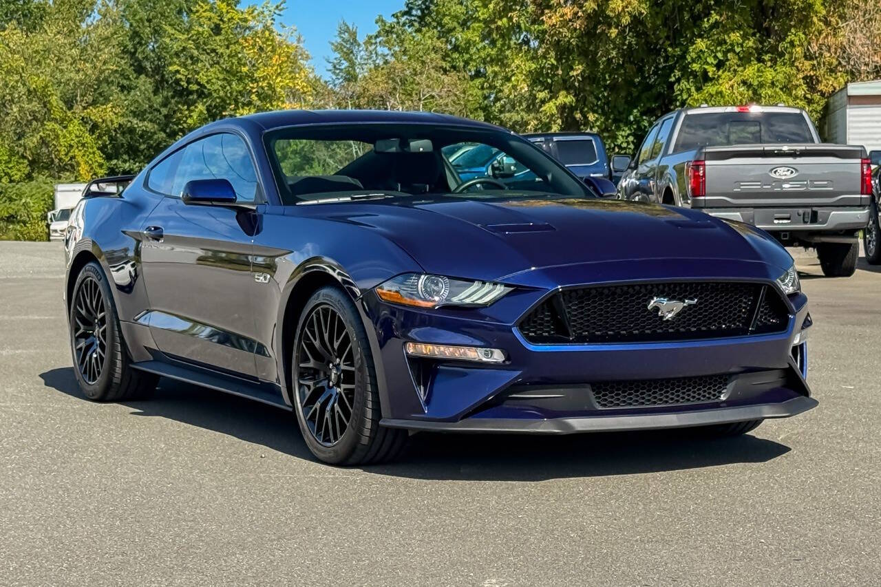 2020 Ford Mustang