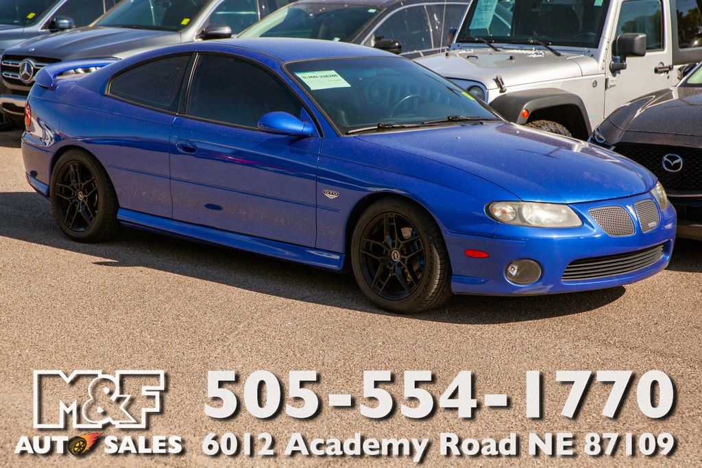 2004 Pontiac GTO Base