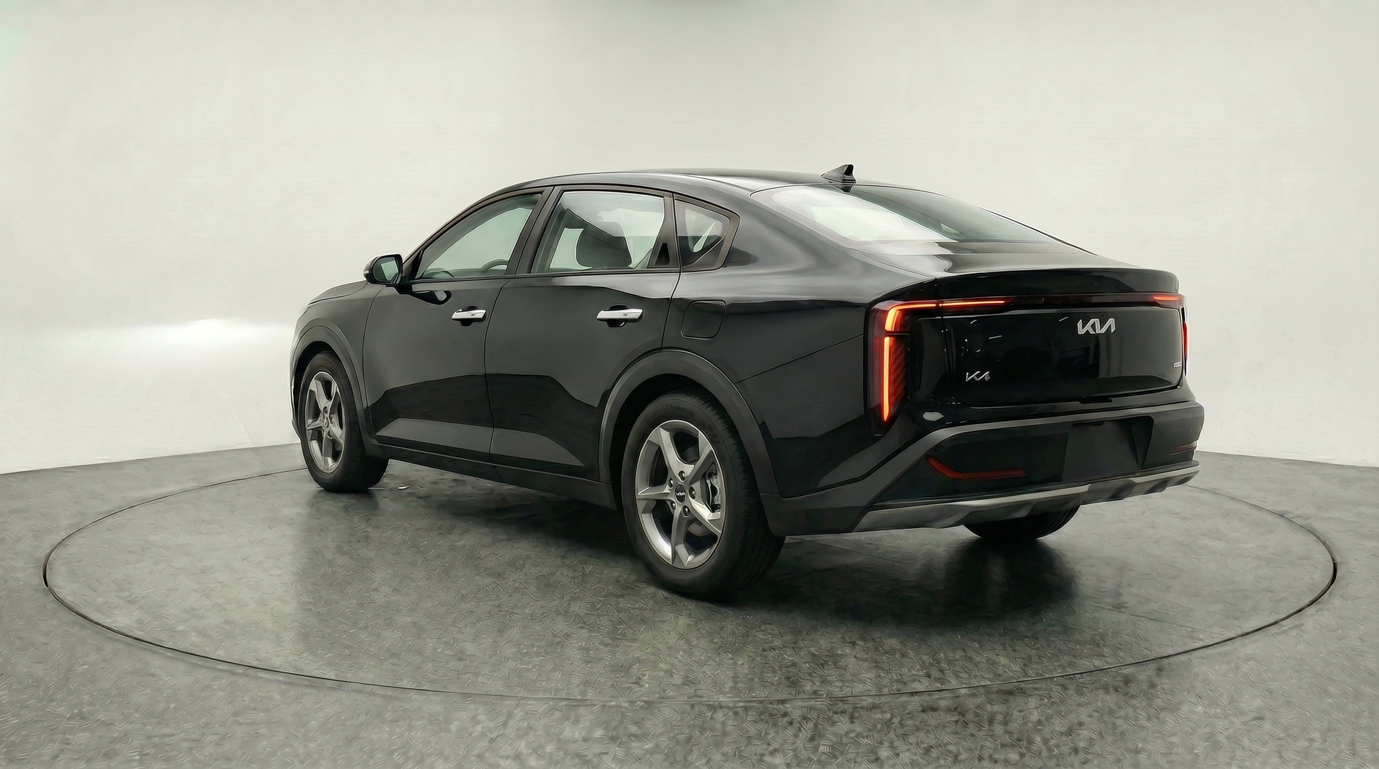 Thumbnail: 2026 Kia K4 - 6