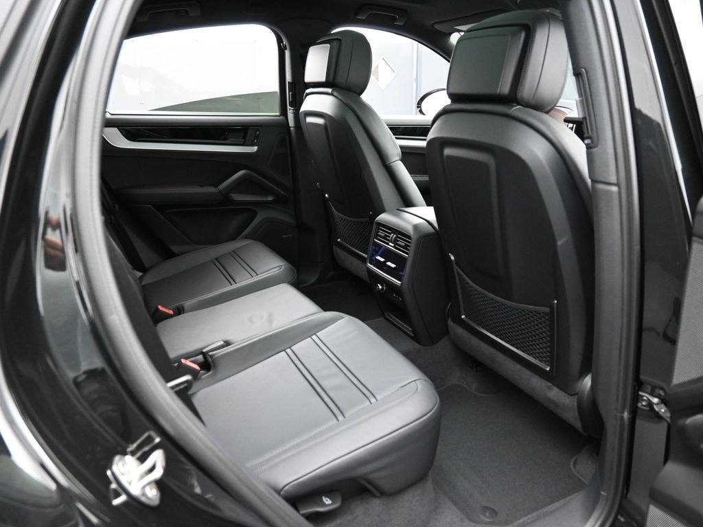 2026 Porsche Cayenne Coupe E-Hybrid - Photo 28