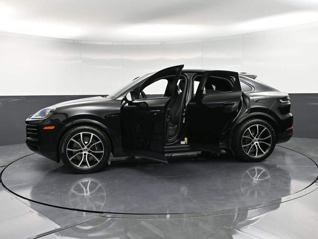 2026 Porsche Cayenne Coupe E-Hybrid - Photo 37