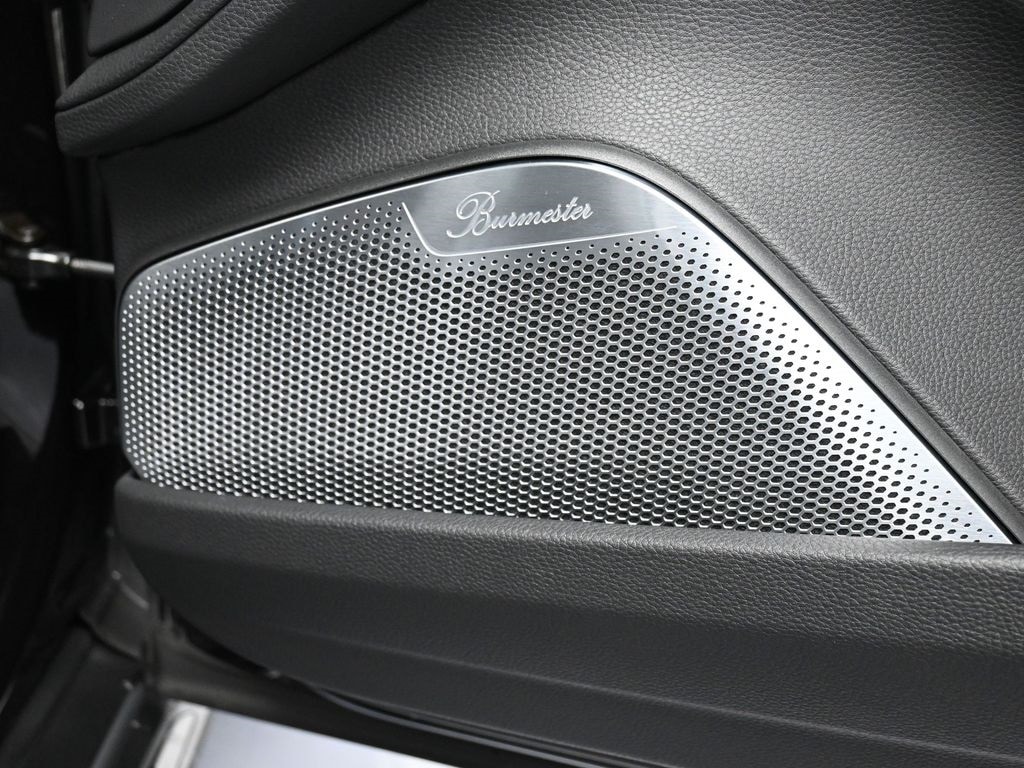 2026 Porsche Panamera 4 E-Hybrid - Photo 30