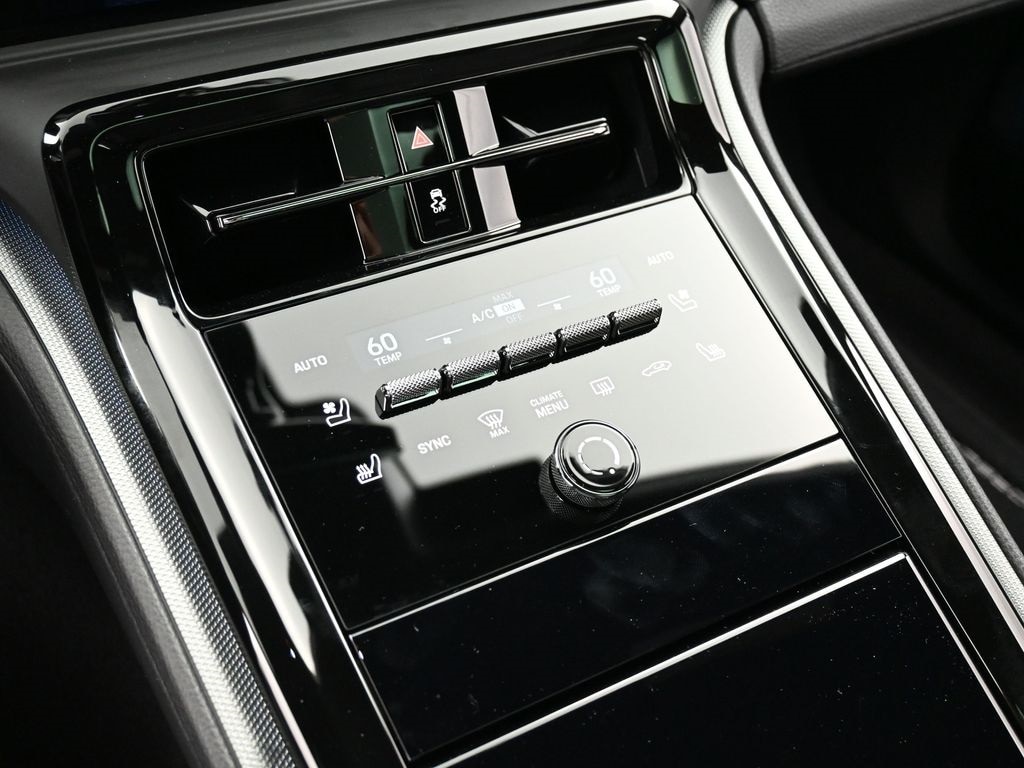 2026 Porsche Panamera 4 E-Hybrid - Photo 22