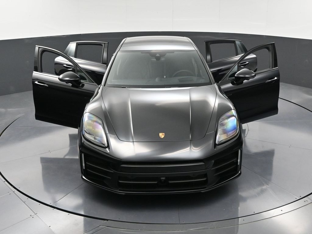 2026 Porsche Panamera 4 E-Hybrid - Photo 34