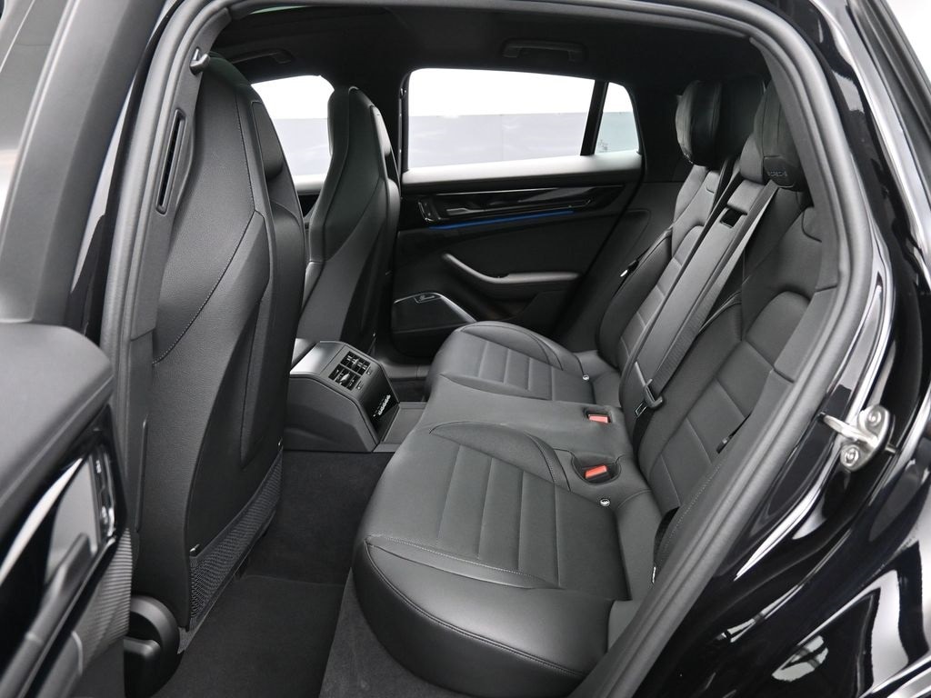 2026 Porsche Panamera 4 E-Hybrid - Photo 25