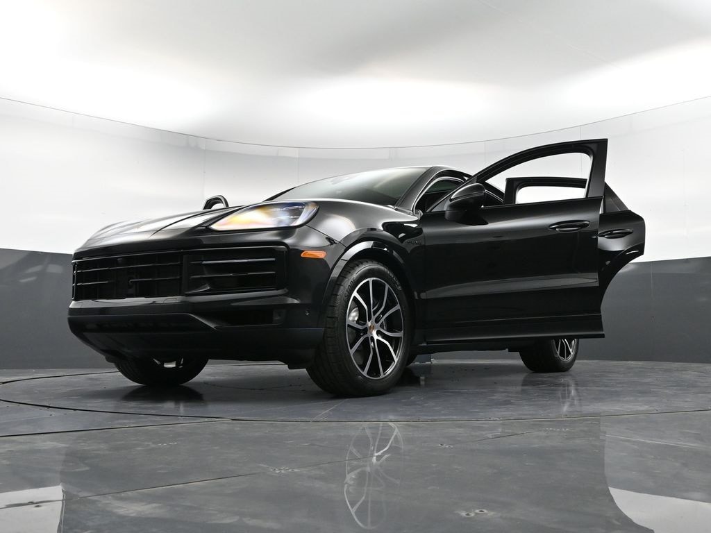 2026 Porsche Cayenne Coupe E-Hybrid - Photo 39