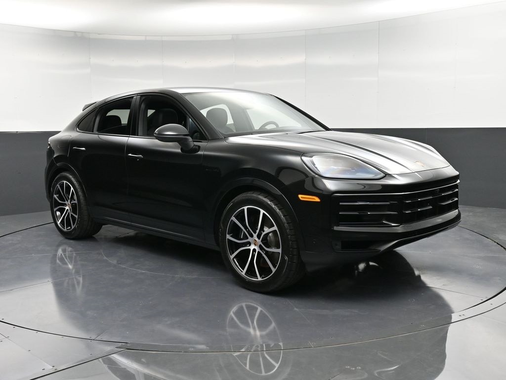 2026 Porsche Cayenne Coupe E-Hybrid - Photo 9