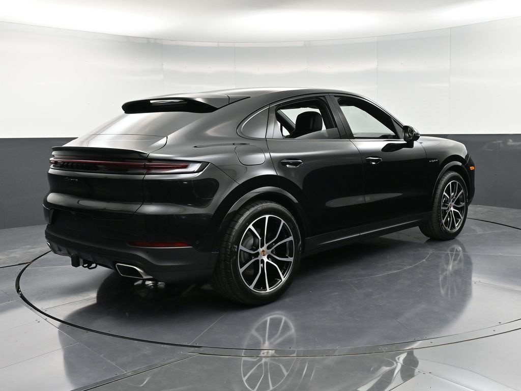 2026 Porsche Cayenne Coupe E-Hybrid - Photo 7