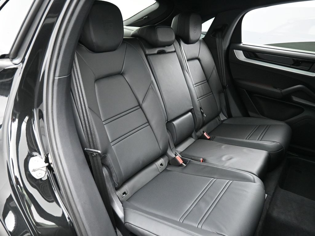 2026 Porsche Cayenne Coupe E-Hybrid - Photo 27