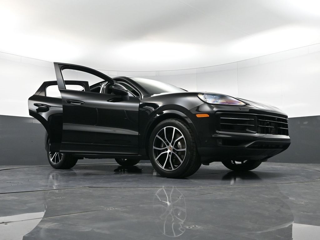 2026 Porsche Cayenne Coupe E-Hybrid - Photo 38