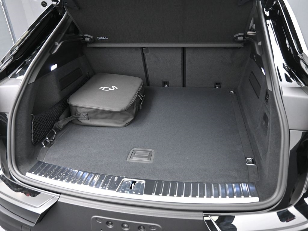 2026 Porsche Cayenne Coupe E-Hybrid - Photo 33