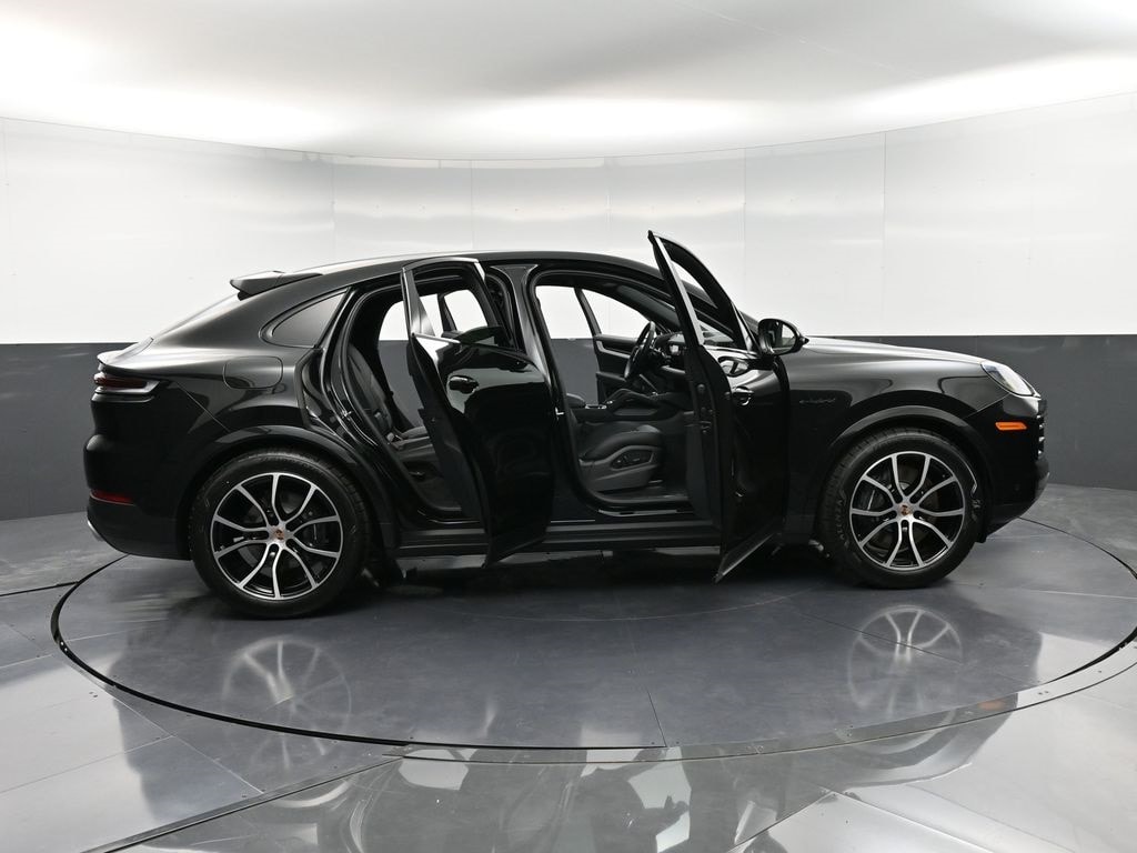 2026 Porsche Cayenne Coupe E-Hybrid - Photo 36