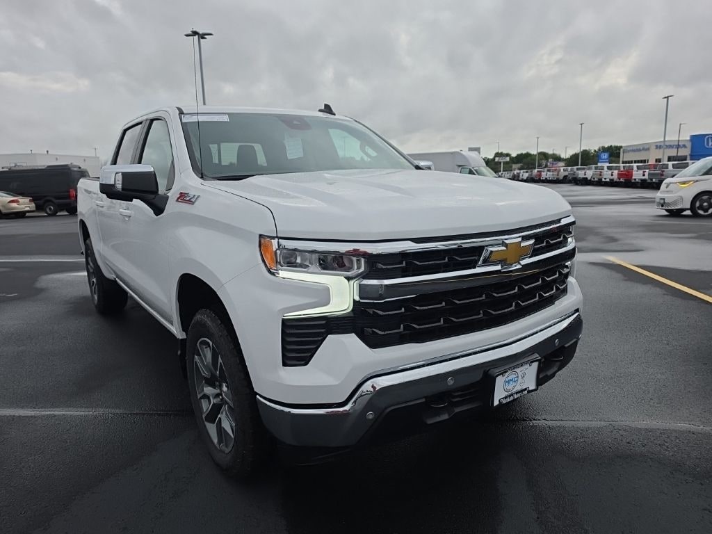 New 2026 Chevrolet Silverado 1500 LT Truck Crew Cab