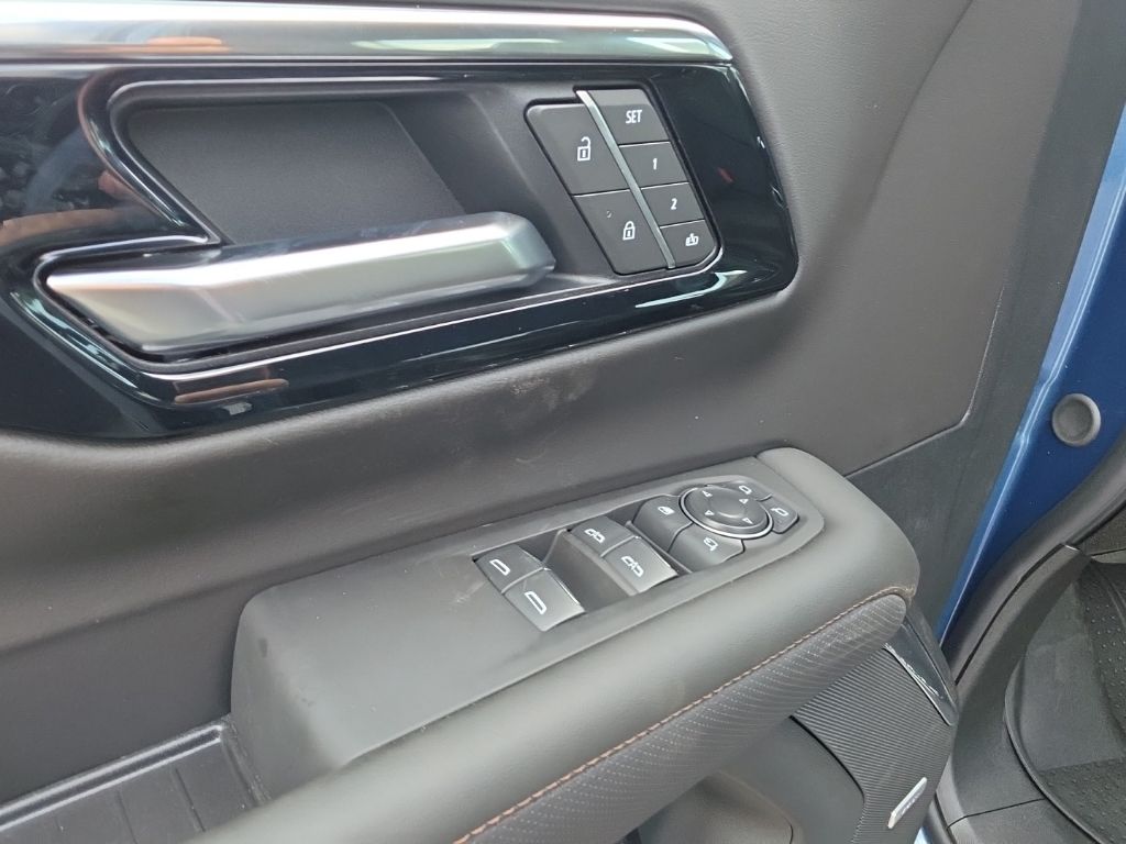 2026 Chevrolet Suburban High Country - Photo 20