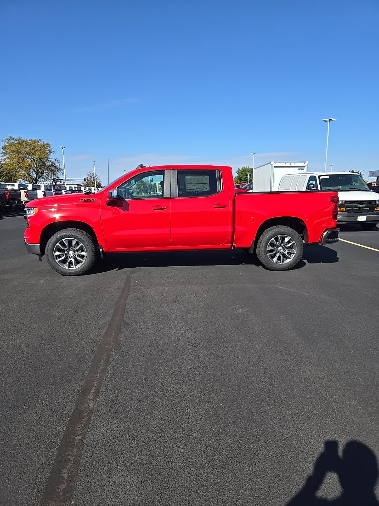 New 2026 Chevrolet Silverado 1500 LT Truck Crew Cab