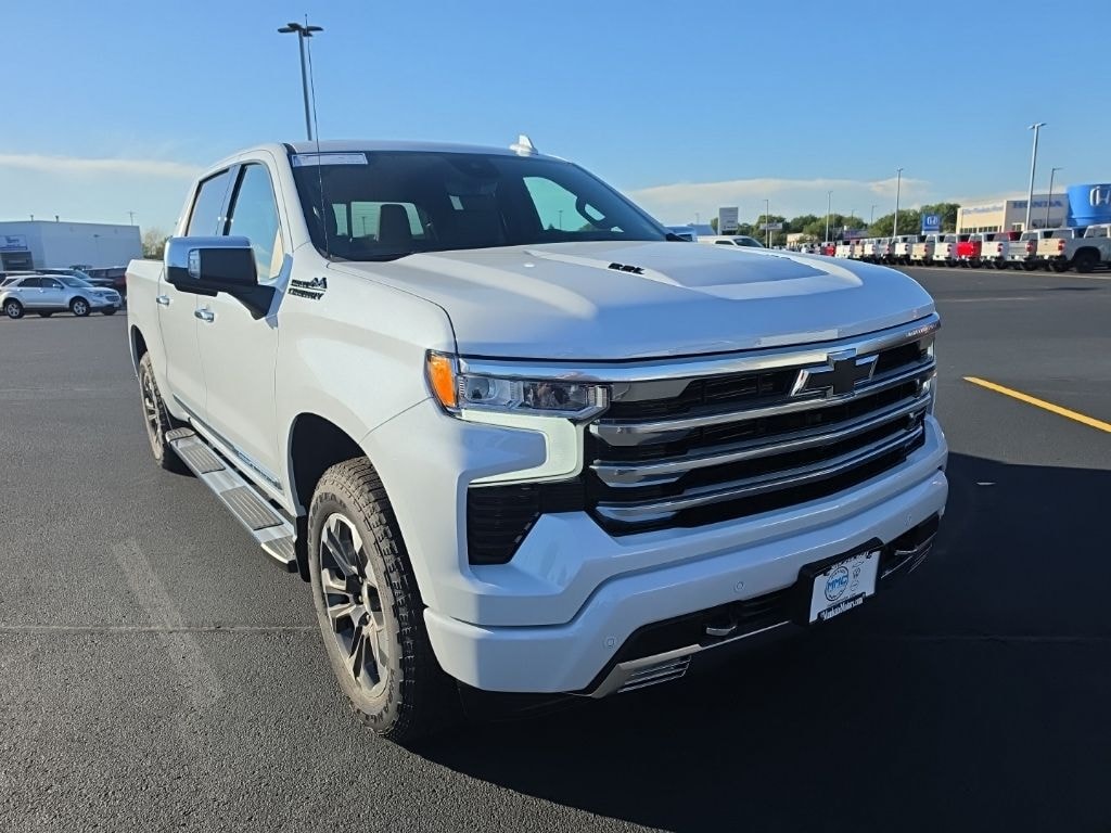 New 2026 Chevrolet Silverado 1500 High Country Truck Crew Cab