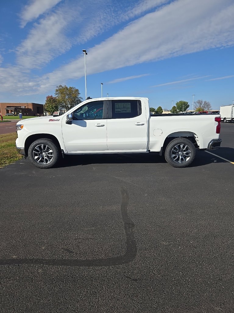 New 2026 Chevrolet Silverado 1500 LT Truck Crew Cab